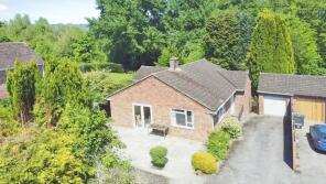62 Greenbanks, North Street, Pewsey SN9 5NX