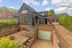 The Carriage House, Sparepenny Lane, Dartford DA4 0JH