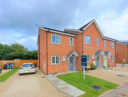 19, Brookfield Close, Penley, Wrexham LL13 0SJ