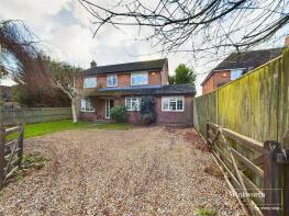 Acorns, Theale Road, Burghfield, Reading RG30 3TP