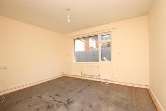 Living Room.JPG
