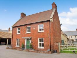 1, Barnfleet, Fleet Street, Beaminster DT8 3FD