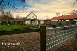Hope Cottage, Clarkes Lane, Beccles NR34 8HN