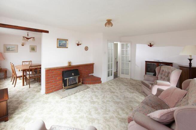 7 French Mill Rise_Sitting / Dining R...