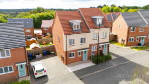 12, Miners Drive, Woodlands, Doncaster DN6 7FL