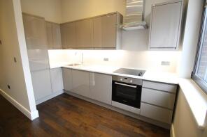 Flat 12, 3 Swan House, High Street, Bedford MK40 1RN