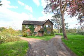 Spring Cottage, Tilford Street, Tilford, Farnham GU10 2BN