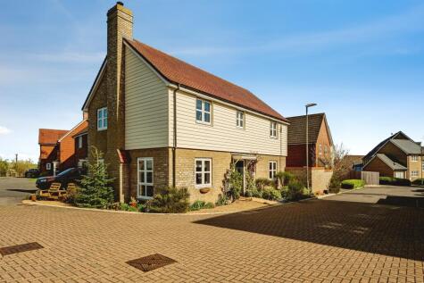 Newton Avenue, Berryfields, Aylesbury