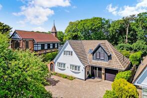 14, Robert Moffat, Knutsford WA16 6PS