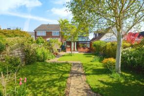 29a, Eythrope Road, Aylesbury HP17 8PH