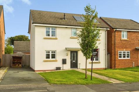 Beconsaw Drive, Farington Moss, Leyland, Lancashire, PR26