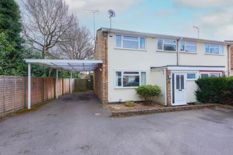 Baird Road, Farnborough, GU14