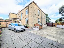 376, Rooley Lane, Bradford BD5 8LD