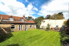 57 Vine Cottage, Gloucester Road, Bristol BS35 3SG