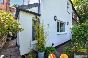 3, Gorse Cottages, Castle Road, Runcorn WA7 2BG