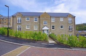 17, Derwent Court, Ripponden, Sowerby Bridge HX6 4JE