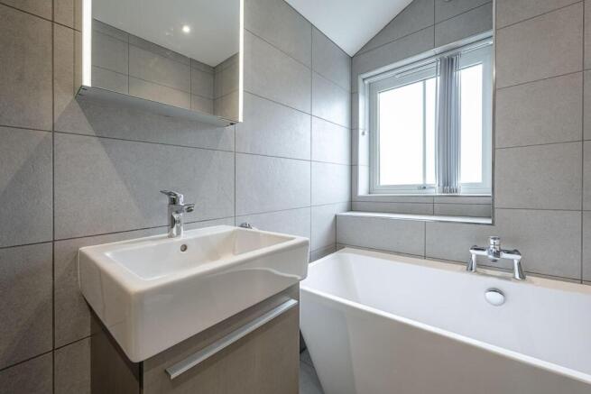 En-Suite 1