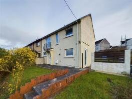 3, Brongwendraeth, Ponthenry Road, Pontyates, Llanelli SA15 5UA