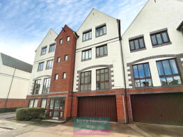 Flat 8, Gabriels Wharf, Water Lane, Exeter EX2 8BG