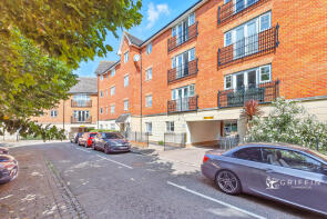 123, Caspian Way, Purfleet-on-thames RM19 1LA