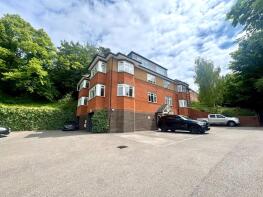 Flat 5, Chandos House, Crescent Rise, Luton LU2 0AU