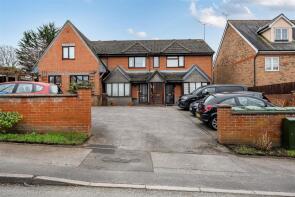 10, Cambridge Road, Crowthorne RG45 7ER