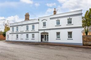 Flat 1, The George, High Street, Bedford MK45 4EP