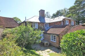 2, Morrells Cottages, Park Lane, Battle TN33 0NY