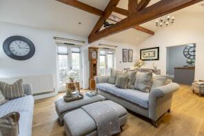 The Stables, Hullen Edge Farm, Goose Nest Lane, Norland, Sowerby Bridge HX6 3QW