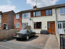 16, Corfe Crescent, Calne SN11 9EB