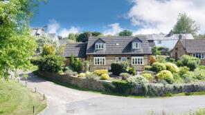 Hillside Bungalow, The Cross, Northampton NN4 6AS