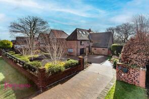25 Red Gables, Cockey Moor Road, Bury BL8 2HD