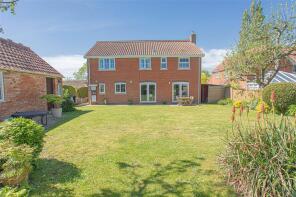 Mayfield House, Stathe Road, Burrowbridge, Bridgwater TA7 0RY