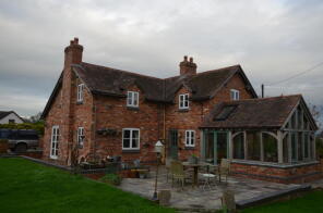 Rose Cottage, Awre Road, Newnham GL14 1ER
