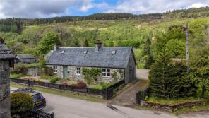 Mealbane Cottage, Tomich Road, Tomich, Beauly IV4 7LY