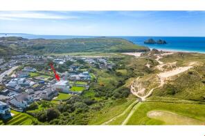 Moonstones, Access To Kens Meadow, Newquay TR8 5PT