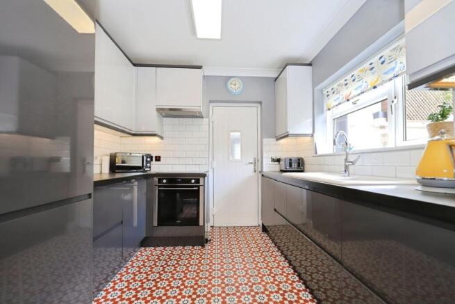 Kitchen / Dining