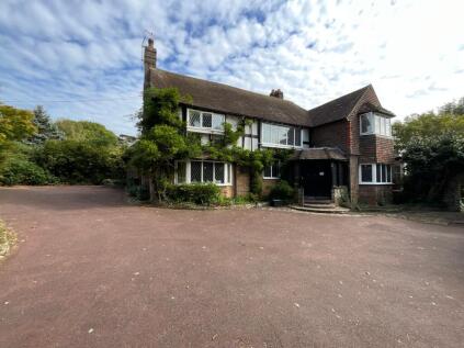 Cooden Sea Road, Bexhill-on-Sea, TN39
