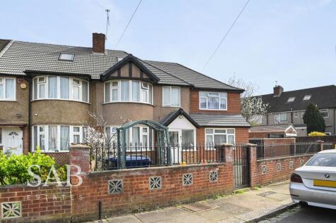 Crawford Gardens, Northolt, UB5