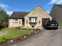 11, Manor Gardens, Woodchester, Stroud GL5 5PY