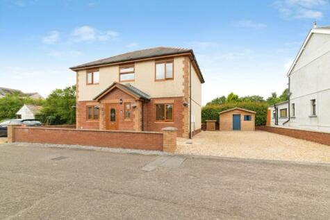 Heol Trefrhiw, Penybanc, Ammanford, Carmarthenshire, SA18