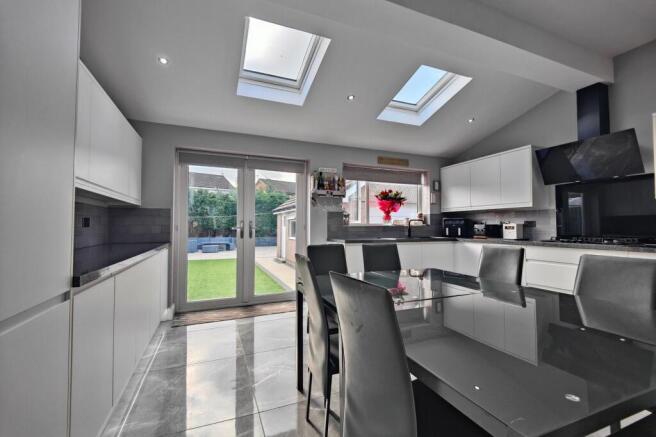 Dine in Style