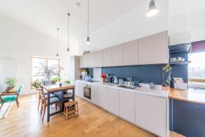 Flat 20, 2, Vicar's Road, London NW5 4AA
