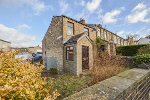 35, Almondbury Bank, Moldgreen, Huddersfield HD5 8HE