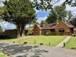 4, Sarah White Almshouses, Broad Oak, Odiham, Hook RG29 1AG