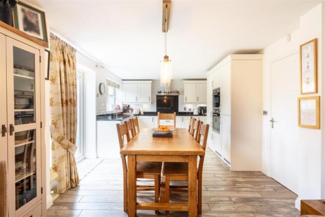 Kitchen / Diner