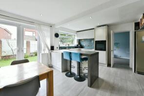 21, Warwick Court, Manchester M16 0JG