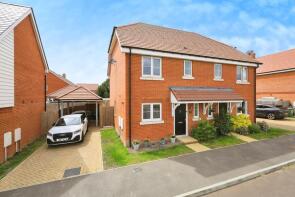 32, Magnolia Close, Hailsham BN27 4FZ