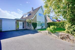 Wytrose, Queens Road, Bedford MK44 2LA