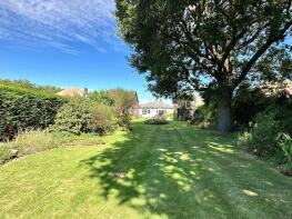 Oakdene, Crays Hill, Billericay CM11 2XN